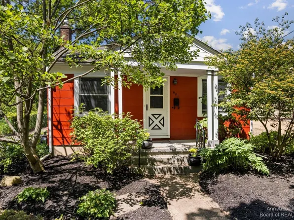 901 Gott St, Ann Arbor, MI 48103