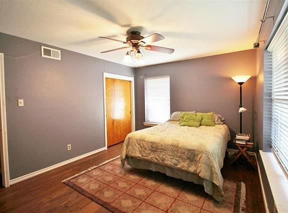 4th image of 415 Terrace Dr