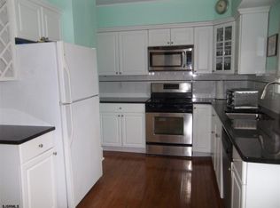 23 N Buffalo Ave, Ventnor City, NJ 08406