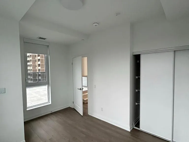286 Main St #1601 — Photo 3