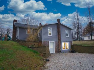 11050 Copperline Rd E, Evansville, IN 47712