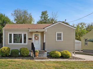 2223 51st St, Des Moines, IA 50310