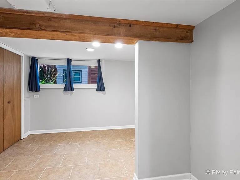 24060 N Lakeside Dr — Photo 26