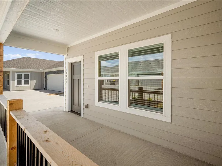 Barry West Townhomes — Photo 66