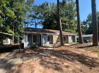 119 Summerwood Dr, Fairburn, GA 30213