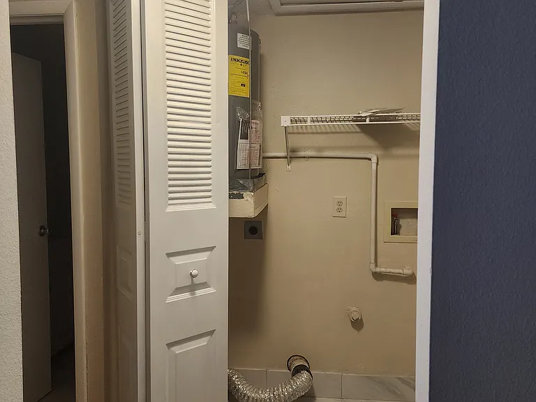 209 Corkwood Ln #209 — Photo 8
