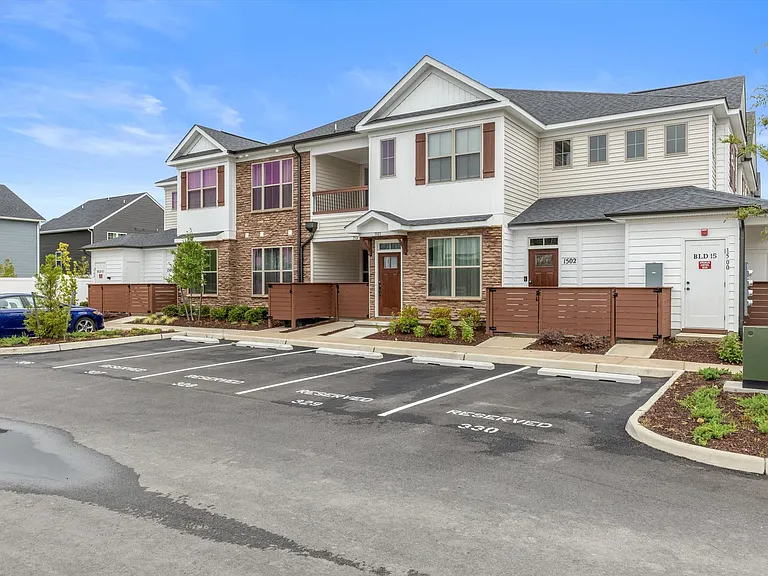 1503 Kathy Ann Way E — Photo 4