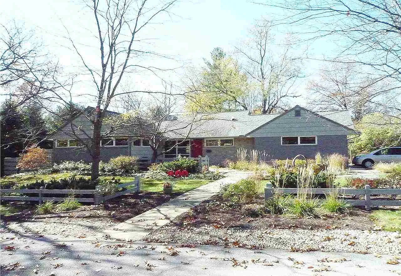 800 S Rose Ave photo 1