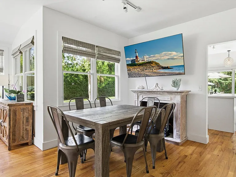 255 Sunset Ave — Photo 9