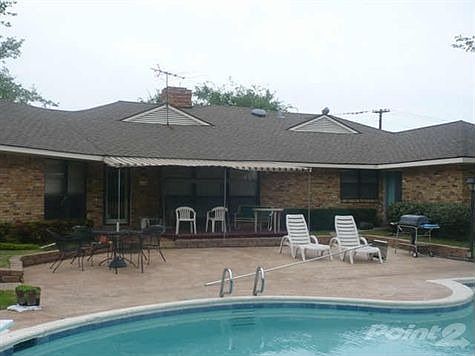 4th image of 3550 Brookhaven Club Dr