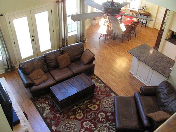 5th image of 176 Lancewood Cir