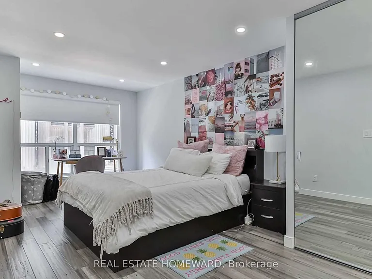 7 Carlton St #406 — Photo 17