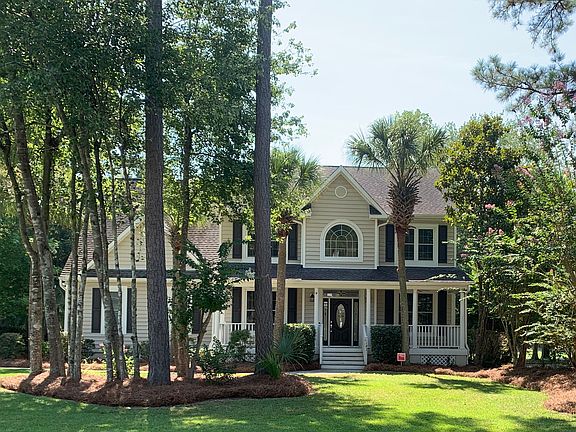 Curb appeal view