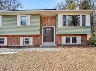 609 Langen Rd, Lancaster, MA 01523