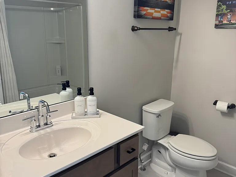 236 Mansfield Dr — Photo 18
