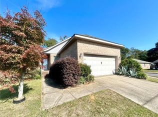 6320 McMurray Pl N, Mobile, AL 36609