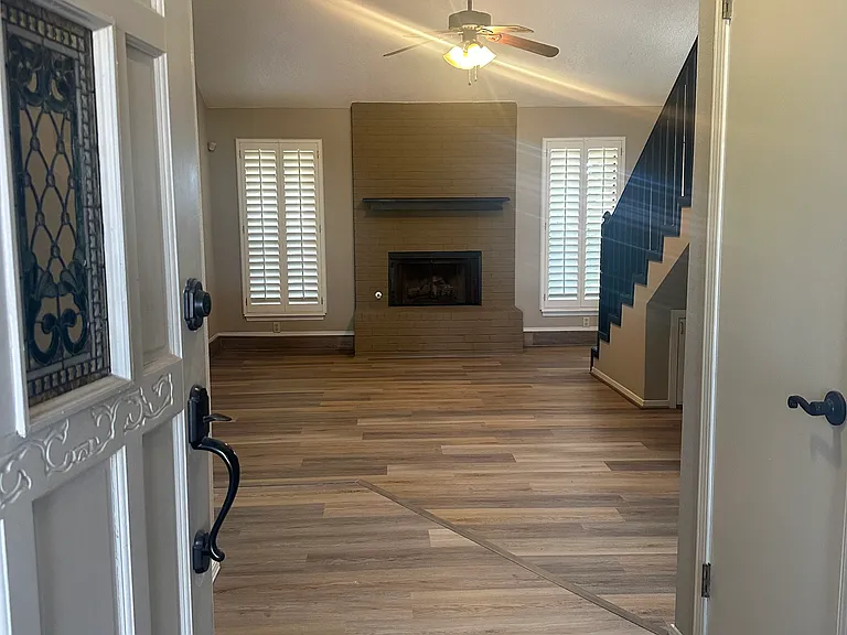 Entry to Living Room