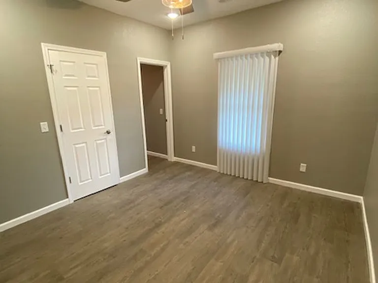 602 Jefferson St — Photo 10
