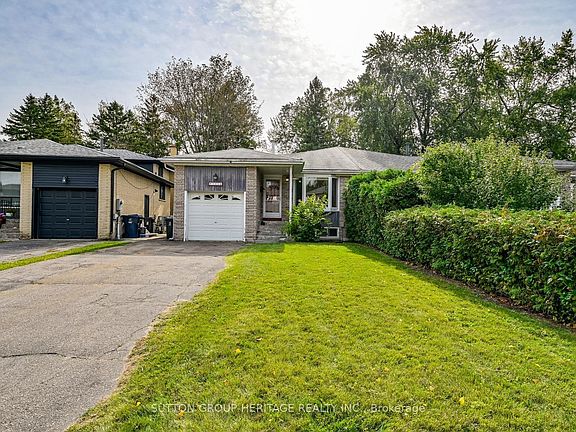 2nd image of 131 Darlingside Dr