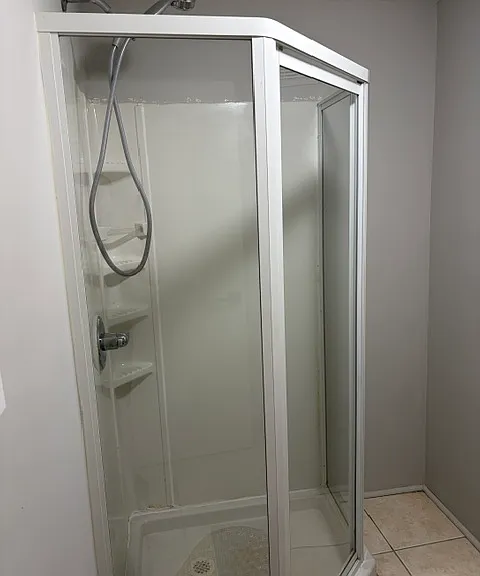 5606 Sutherland Ct — Photo 26