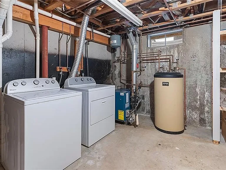 13 Sunflower Cir #108 — Photo 11