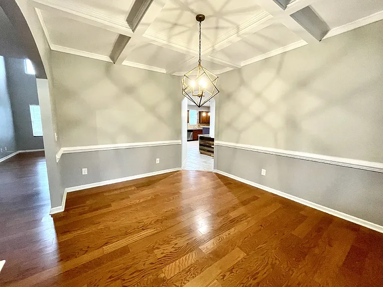 311 Highgrove Dr — Photo 32