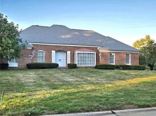 3859 Troon Dr, Uniontown, OH 44685