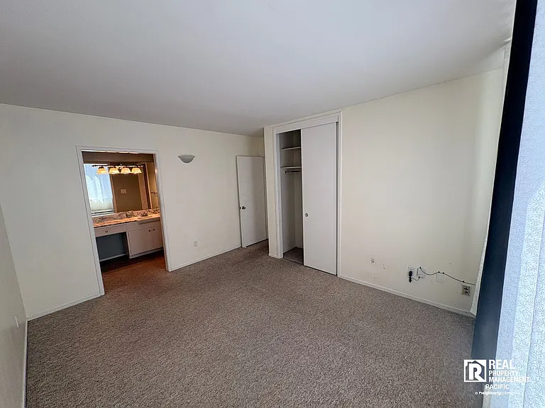 2601 College Ave #111 — Photo 13