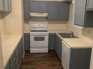 139 Elm St #101, Lockhart, TX 78644
