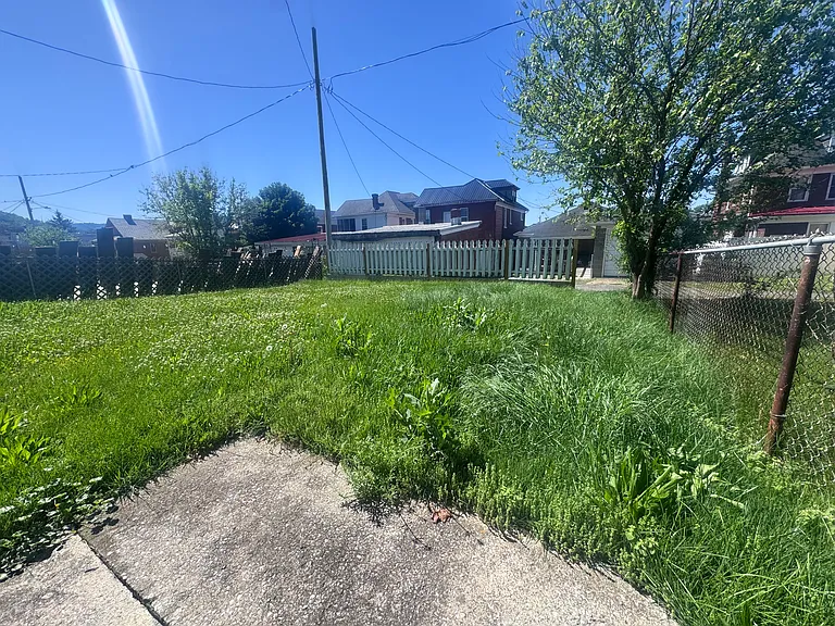 620 Fairview Ave — Photo 16