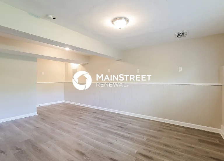 15504 Vicie Ave — Photo 11