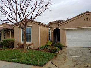 6305 Oslo Pl, Bakersfield, CA 93306