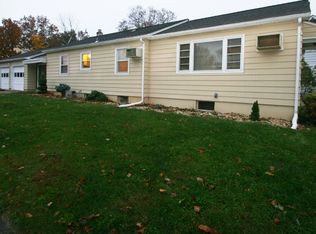 249 Grove St, Somerville, NJ 08876