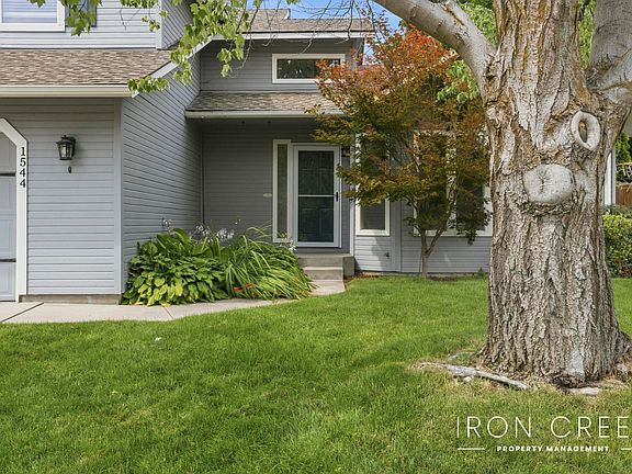 3rd image of 1544 E Falconrim Ct
