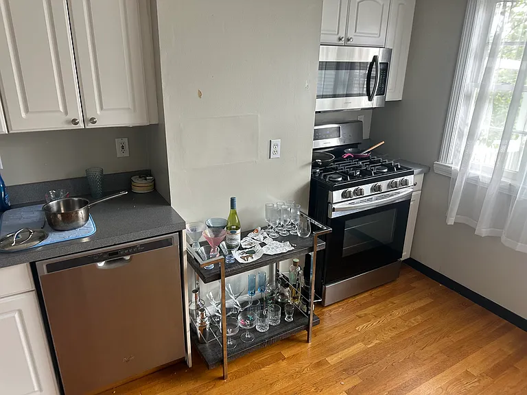 186 L St #3 — Photo 2