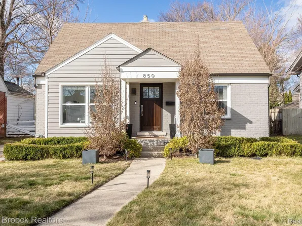 850 W Lincoln Ave, Birmingham, MI 48009