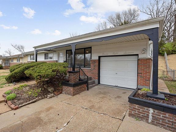 4th image of 9816 Cambria Dr