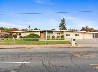 1449 E Ashlan Ave, Fresno, CA 93704