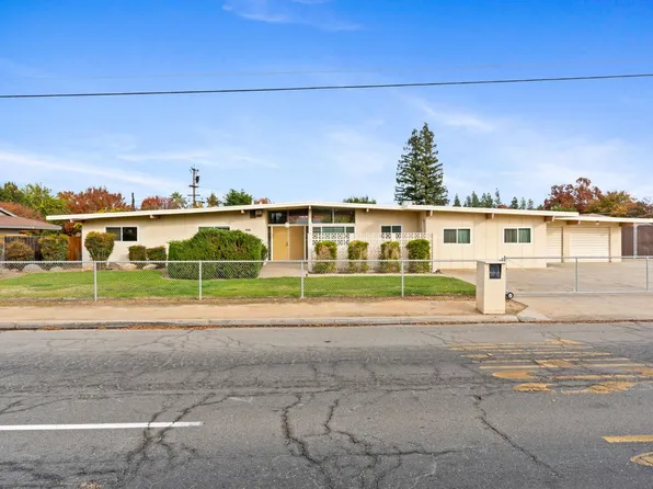 1449 E Ashlan Ave, Fresno, CA 93704