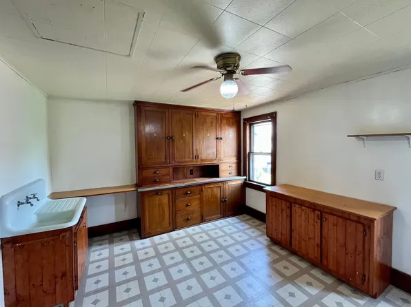 733 S 6th Ave, 733 S 6th Ave, Wausau, WI 54401