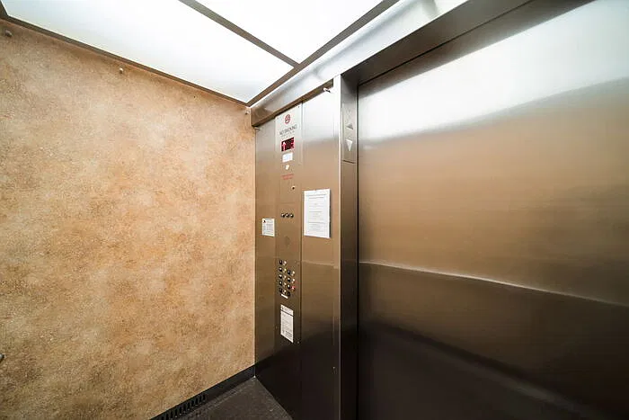 3 bed, 2.0 bath, 1974 sqft, $2,000 — Photo 4