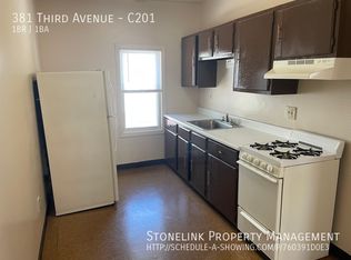 381 3rd Ave #C201, Woonsocket, RI 02895