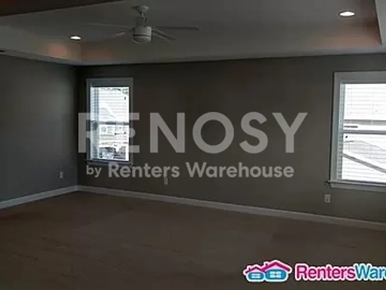 2020 Ginseng Ln — Photo 9