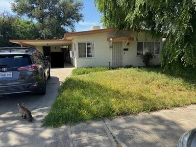 962 Russell Ave, Clovis, CA, 93612
