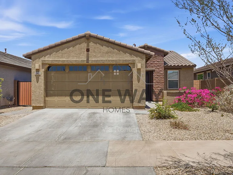 2962 E Mohave Ln — Photo 1