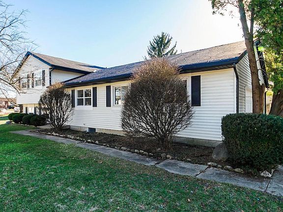 2nd image of 1913 Newmarket Dr