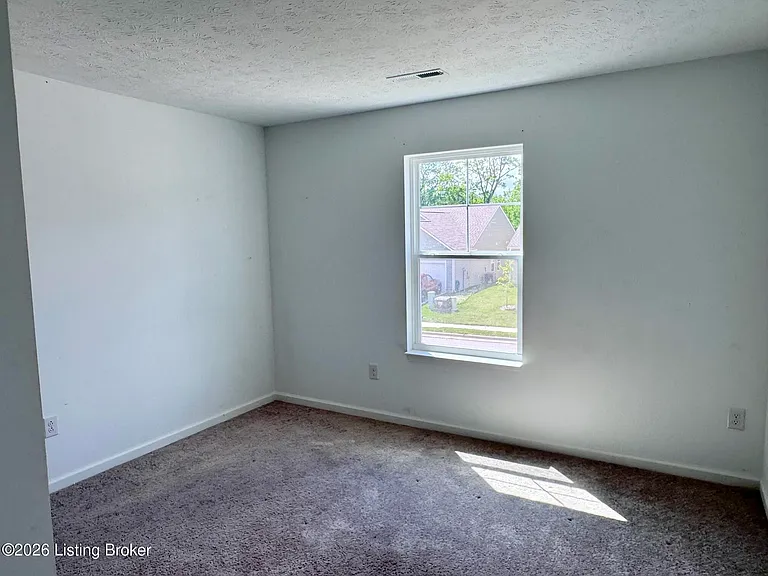 7994 1/2 Kismet Dr — Photo 6