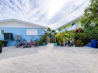611 8th St, Key Colony Beach, FL 33051