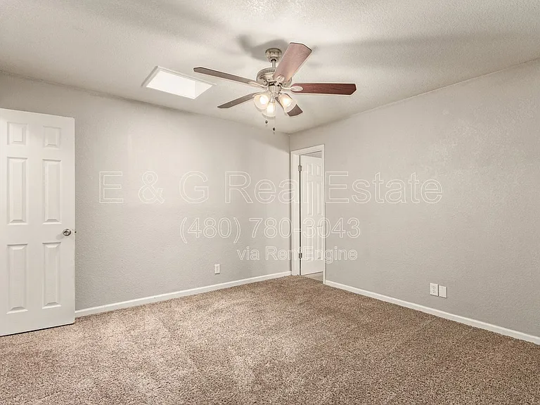 1708 N Daffodil St — Photo 28