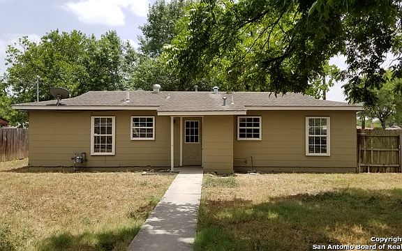 2nd image of 443 Hillwood Dr